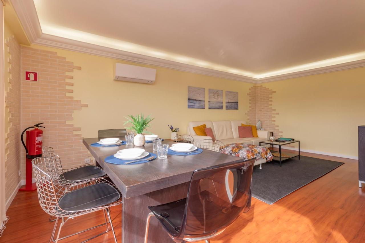 Cascais Sunshine Apartment By Lovelystay Extérieur photo